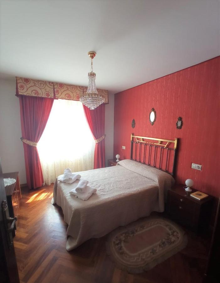 Casa Navacastellanos Holiday home *